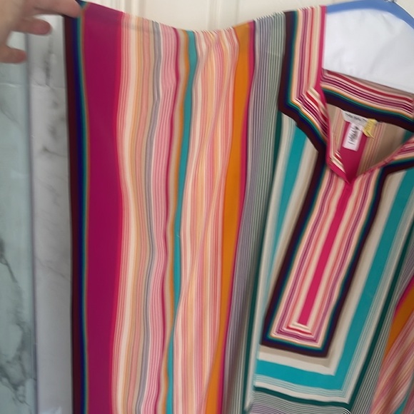 Trina Turk kaftan freshly dry cleaned , no stains or rips. - Picture 5 of 6